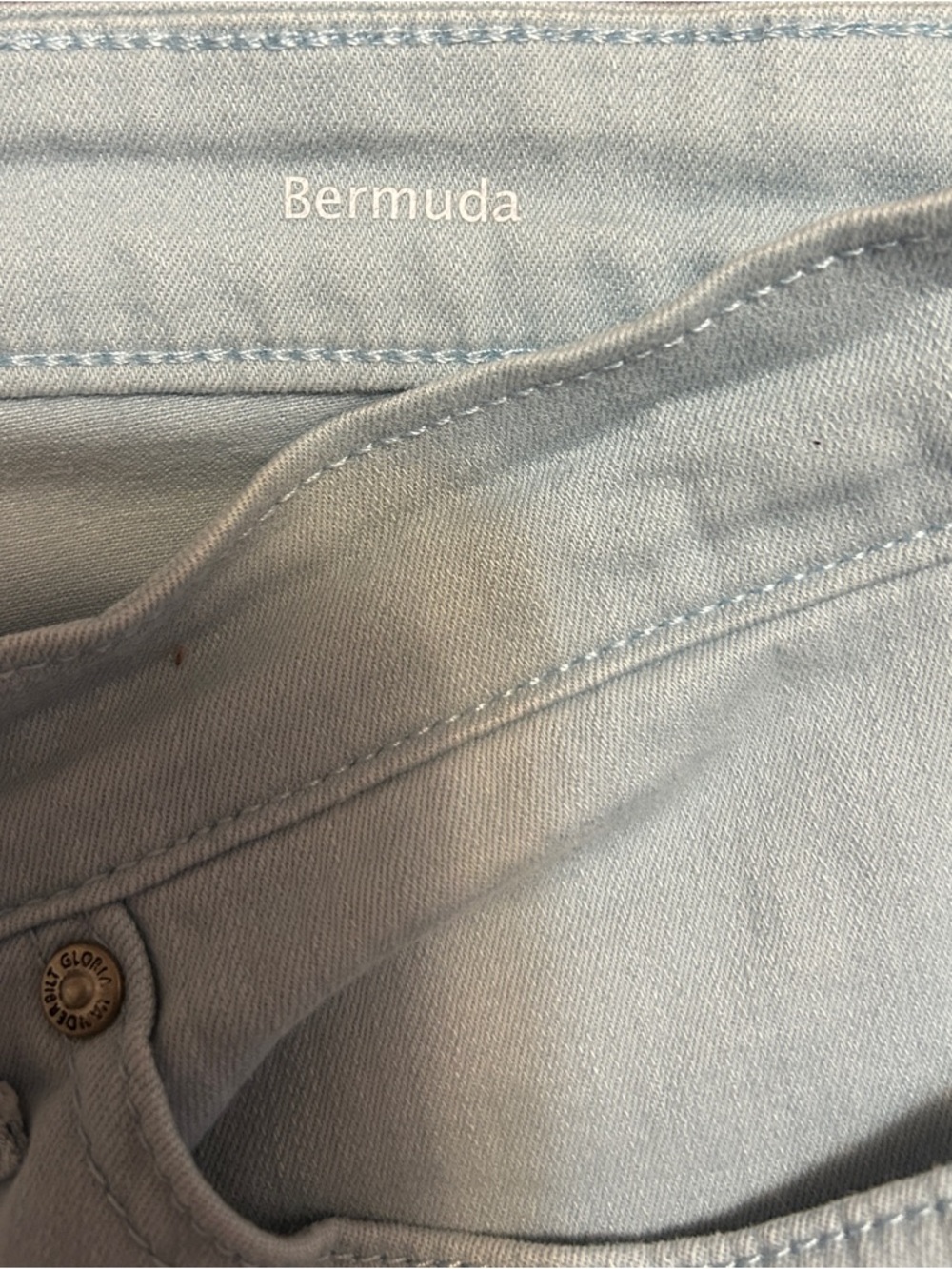 Womens Light Blue Denim Bermuda Shorts - Classic Five-Pocket - Picture 7 of 7